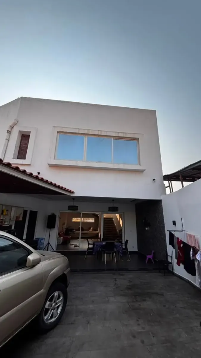 ende–se essa magnífica vivenda no Maculusso ampliado